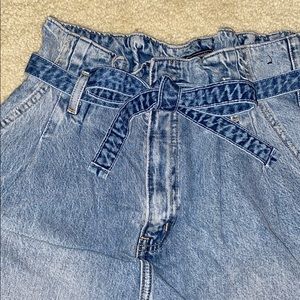 Abercrombie & Fitch High Waisted Paperbag Jeans